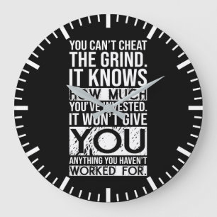 Hinter jedem erfolgreichen Mann steht die Ehefrau, Große Wanduhr