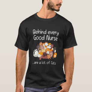 Hinter jedem guten Krankenpfleger stehen viele Kat T-Shirt