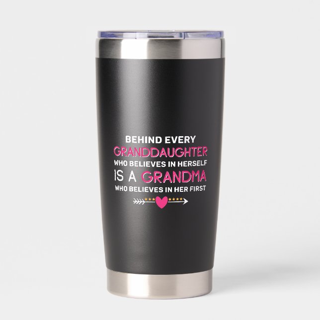 Hinter jeder Enkelin steht eine Oma Thermobecher (Vorderseite)