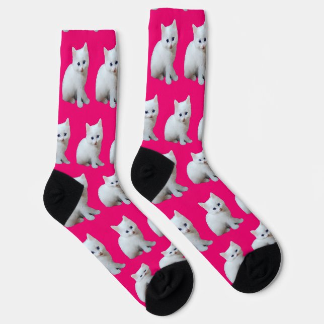 Hintergrund der weißen Kitten Pink Socken (Rechts)