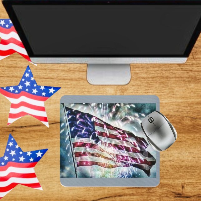 Hintergrund für Feuerwerke Mousepad (Add patriotic style to your computer desktop, with this Fireworks Backdrop Mouse Pad!)
