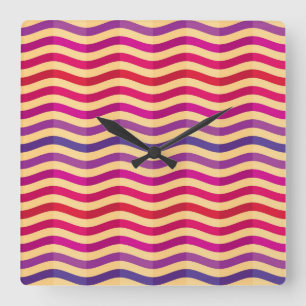 Hintergrund mit Streifen in Retro 3 Quadratische Wanduhr