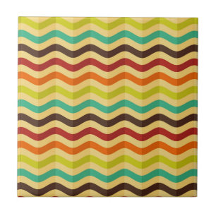 Hintergrund mit Streifen in Retro 4 Fliese