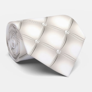 Hintergrund und Perlen von Elfenbein Krawatte