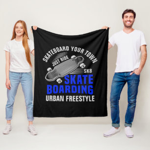 Hinzufügen von City Name Text Skateboard Urban Fre Fleecedecke