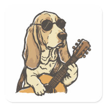 Hippie-Beagle spielt Gitarre