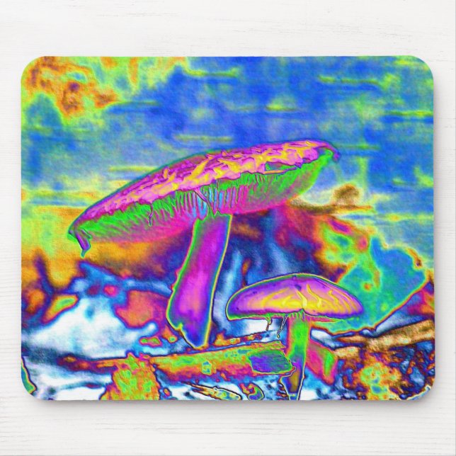 Hippie Dippie Trippy 'Shrooms Mousepad (Vorne)