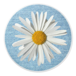 Hippie Weiße Gänseblümchen-Blüte Blassblaue Jeanss Keramikknauf