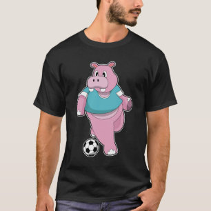 Hippo als Fußballspieler mit Fußball.PNG T-Shirt