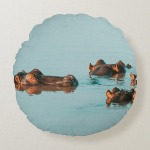 HIPPOS KÜHLEN IM DAM AB RUNDES KISSEN