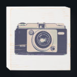 Hipster Camera Vintag Pop Art Cool Holzkisten Schild<br><div class="desc">Eine Vintage Kitschkamera im Retro-Stil,  die sich in der Zazzle-Werkstatt selbst einfärben lässt.</div>