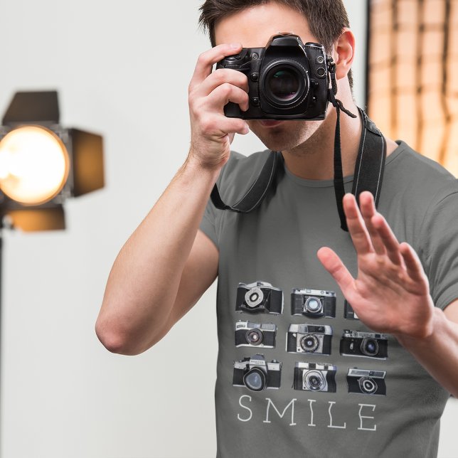 Hipster Fotograf Vintag Cameras Lens T-Shirt (Von Creator hochgeladen)
