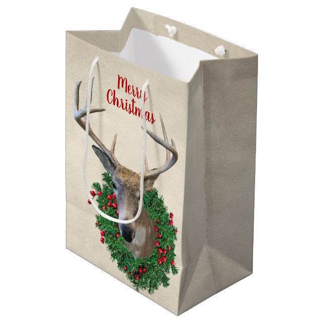 Hirsch und Weihnachtskranz Mittlere Geschenktüte (Vorderseite Schrägansicht)