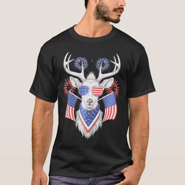 Hirsche mit amerikanischer Flagge Western 4. Juli  T-Shirt (Vorderseite)
