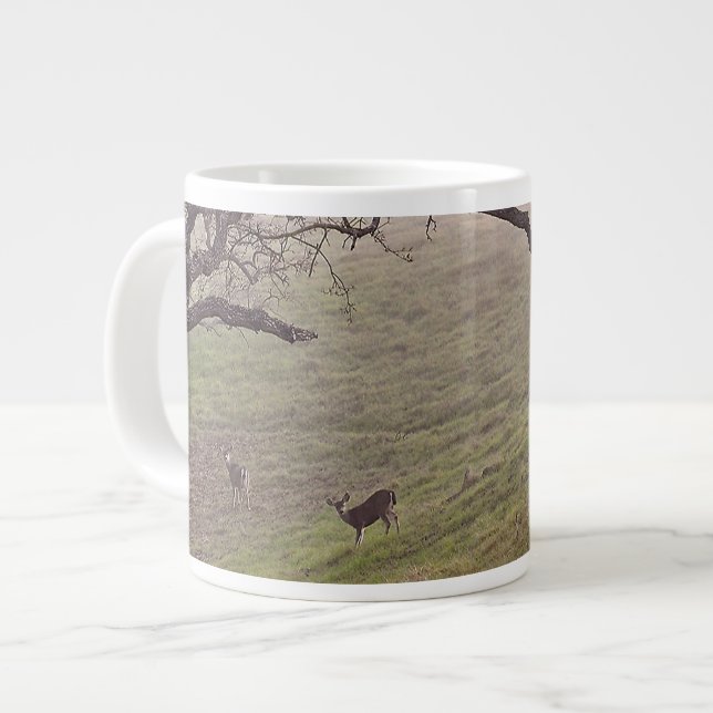 Hirsche und Bäume Jumbo-Tasse (Vorderseite Links)