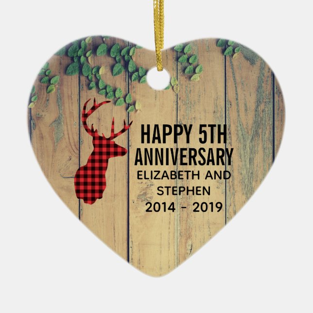 Hirschhaut mit Antlern auf Holzplanken mit Blätter Keramik Ornament (Vorne)