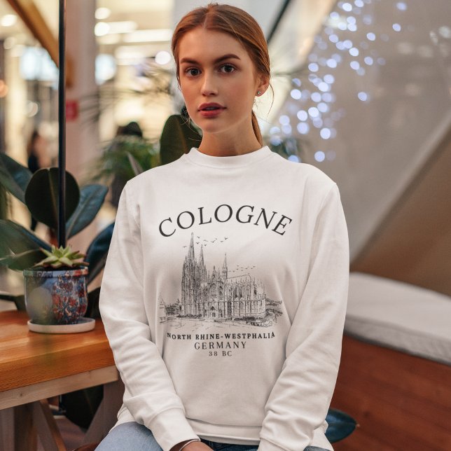 Historic Cologne Cathedral Germany Scenery Sweatshirt (Von Creator hochgeladen)