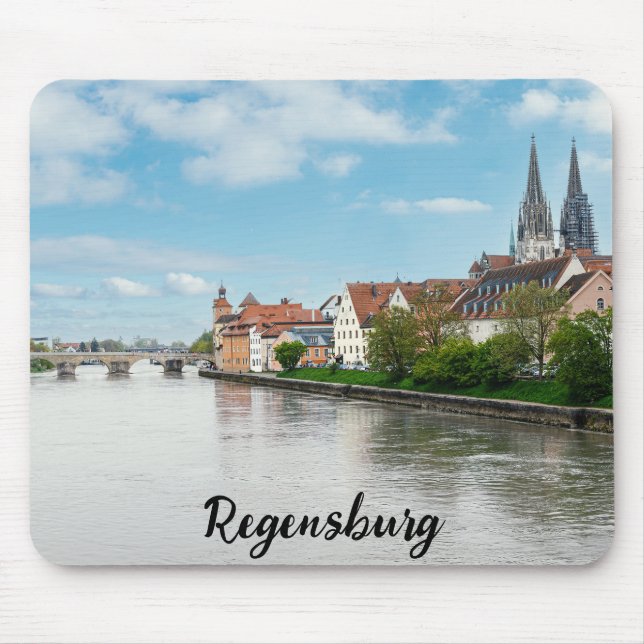 Historische Altstadt von Regensburg, Deutschland Mousepad (Vorne)