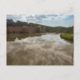 Historische Backsteingebäude spiegeln sich im ruhi Postkarte