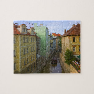 Historische Gebäude mit Kanal, Prag, Tschechische  Puzzle