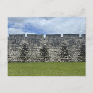 Historische Küstenlandschaft mit Fort Postkarte