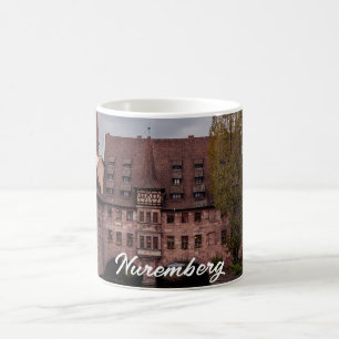 Historisches Gebäude bei Sonnenuntergang in Nürnbe Kaffeetasse