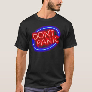 Hitchhiker&x27;s Guide - &quot;Don&x27;t Panik&quo T-Shirt