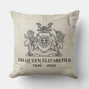 HM Königin Elizabeth II 1926-2022 Throw Kissen