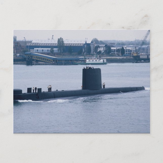 HMS Osiris" verlassend Marinestützpunkt Portsmouth Postkarte (Vorderseite)