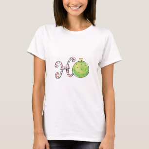 Ho in Candy Canes und ein Round Christmas Ornament T-Shirt