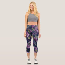 Hoch geschnittene Floral