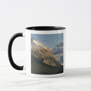 Hoch Gipfel in der Nähe von Maligne Lake, Jasper N Tasse