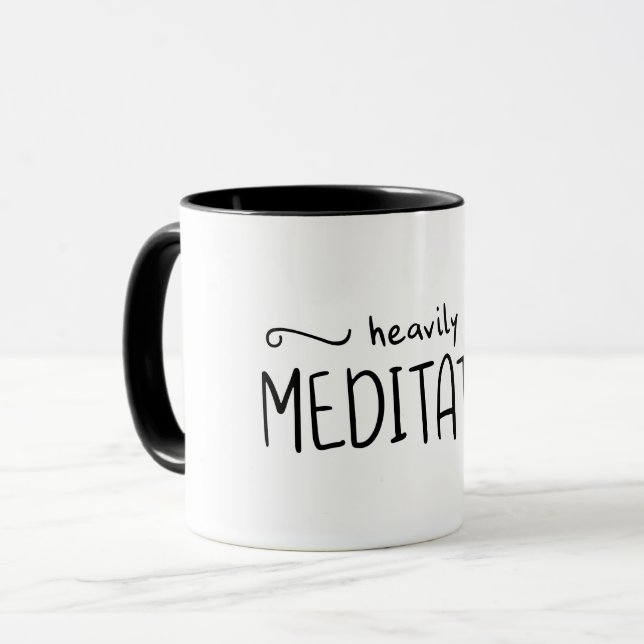 Hoch meditierte Typografie Tasse (Vorderseite Links)