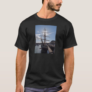 Hoch versenden Sie Pelikan von London T-Shirt