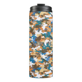 Hochkontrast-Urban-Digitaltarnmuster Thermosbecher