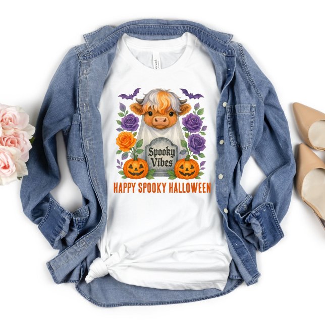 Hochlandkuh Ghost Halloween Pumpkins Blume T-Shirt (Cute Highland Cow Ghost Halloween T-shirt for her. Available in adult and children's sizes)