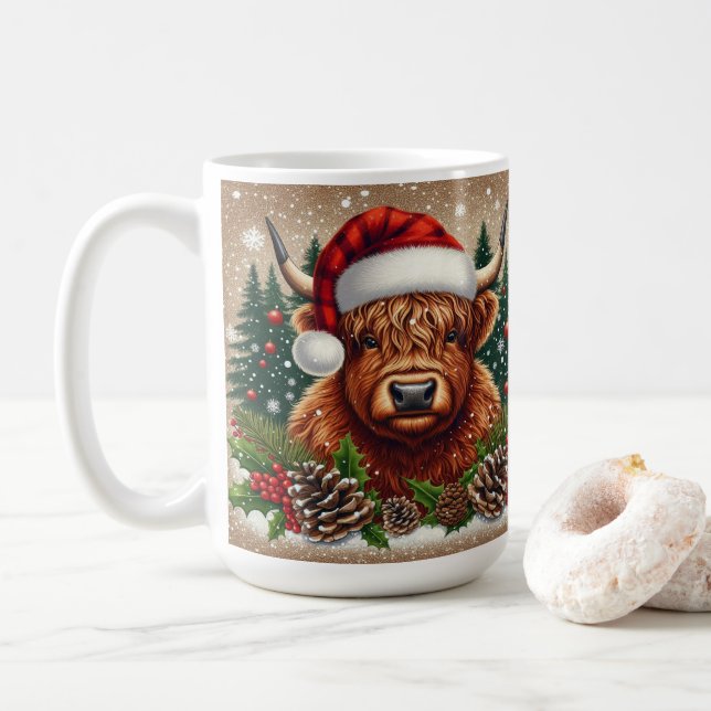 Hochlandkuh in Weihnachtsmannmütze mit Feriendekor Kaffeetasse (Mit Donut)