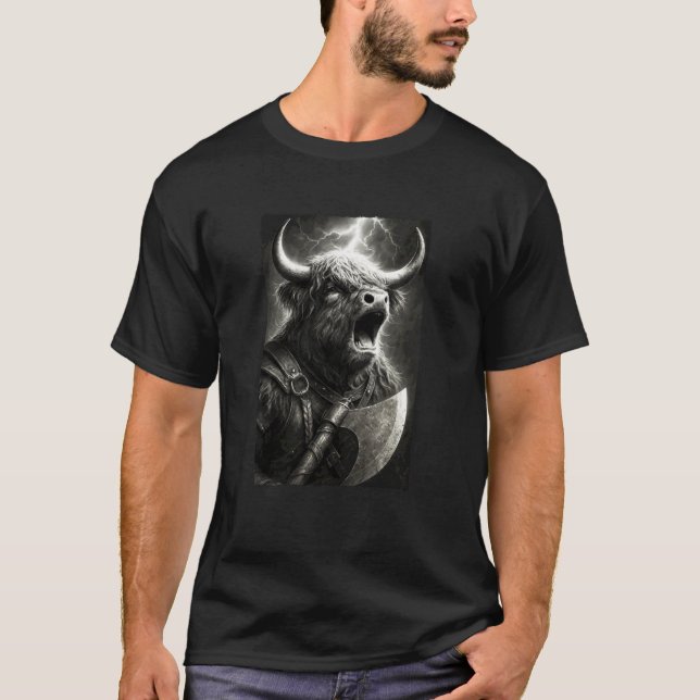 Hochlandkuh Wikinger Krieger Fantasy T-Shirt (Vorderseite)