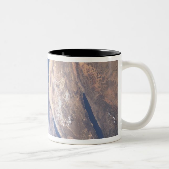 Hochoblische Szene Zweifarbige Tasse (Rechts)