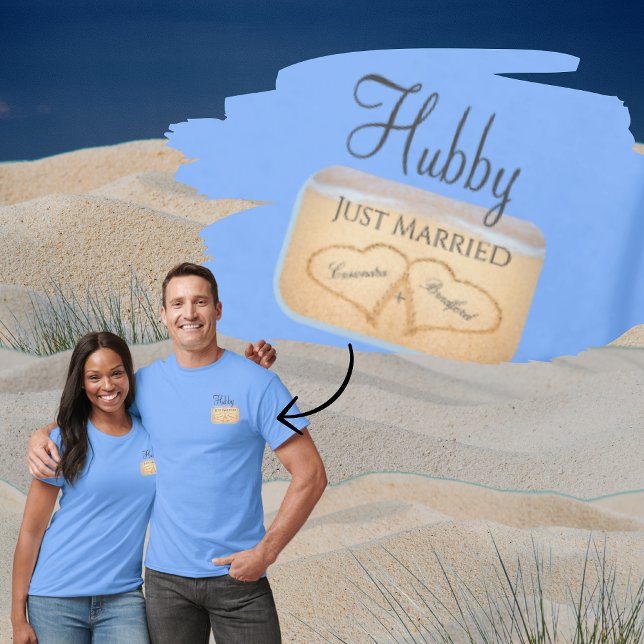 Hochzeit am Strand 2 Herzen im Sand T-Shirt (Von Creator hochgeladen)