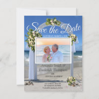 Hochzeit am Strand mit weißen Rose