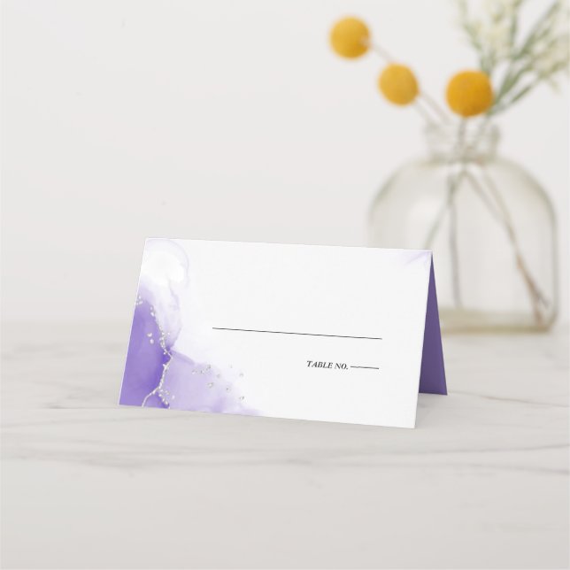 Hochzeit | Amethyst Lila Script Silver Platzkarte (Vorderseite)