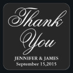 Hochzeit Danke, dass Sie Schwarz und Weiß Script S Quadratischer Aufkleber<br><div class="desc">Hochzeit Dankeschön Schwarz-Weiß-Script Sticker.Anpassen und personalisieren durch das Hinzufügen des Namens der Braut und Bräutigam und das Datum der Hochzeit.</div>