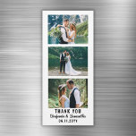 Hochzeit Dankeschön Foto Booth Strip Kühlschrankma Magnetkarte<br><div class="desc">Maßgeschneiderte Hochzeit danken Ihnen bevorzugt. Kühlschrankmagnet als Foto-Standstreifen konzipiert und personalisiert mit 3 Fotos der Neuvermählten,  ihren Namen oder "Mr. and Mrs.",  und ihrem Hochzeitstag oder festem Jahr. Um die Hintergrundfarbe oder den Textstil zu ändern,  klicken Sie bitte auf die Schaltfläche,  um sie weiter zu bearbeiten.</div>