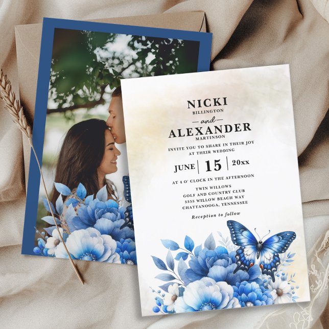 Hochzeit der Blütenschmetterlinge Einladung (Navy blue floral and butterfly wedding photo invitation)