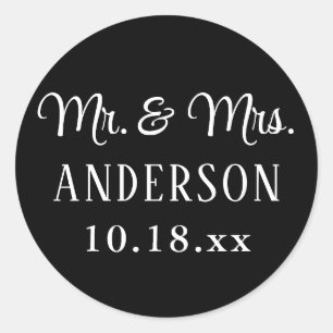 Hochzeit Elegante moderne Typografie Mr. und Mrs. Runder Aufkleber