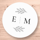 Hochzeit Eleganter Chic Modern Simple Chic Monogra Runder Aufkleber<br><div class="desc">Besteht aus einfachen geraden Rahmen mit klassischem kursiven Schrift und Serifentypografie. Diese Elemente sind einfach,  zeitlos und klassisch. Dieses wurde von White Paper Birch Co. exklusiv für Zazzle entworfen. Abrufbar unter: http://www.zazzle.com/store/whitepaperbirch</div>
