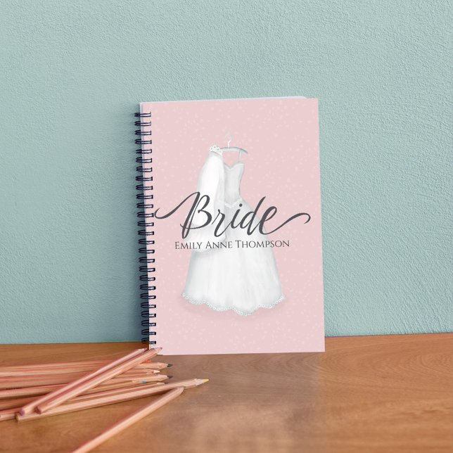 Hochzeit Hübsche Minimalistische einfache rosa Bra Planer (Simple Bride Journal with elegant bridal gown. )