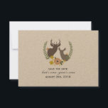 Hochzeit im Herbst Floral Deh Save the Date<br><div class="desc">Eine Hochzeit bewahrt das Datum mit orangefarbenen und gelben Blumen und Grünpflanzen,  die um die Büsten eines Bucks und Doe angeordnet sind. Personalisieren Sie den Text.</div>