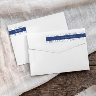 Hochzeit im Vintage-Stil: Marineblaue Florale Rück